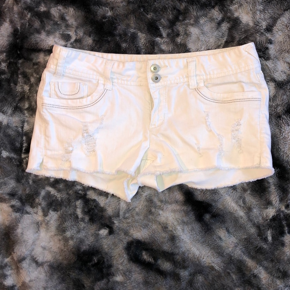BONGO- Frayed white jean shorts